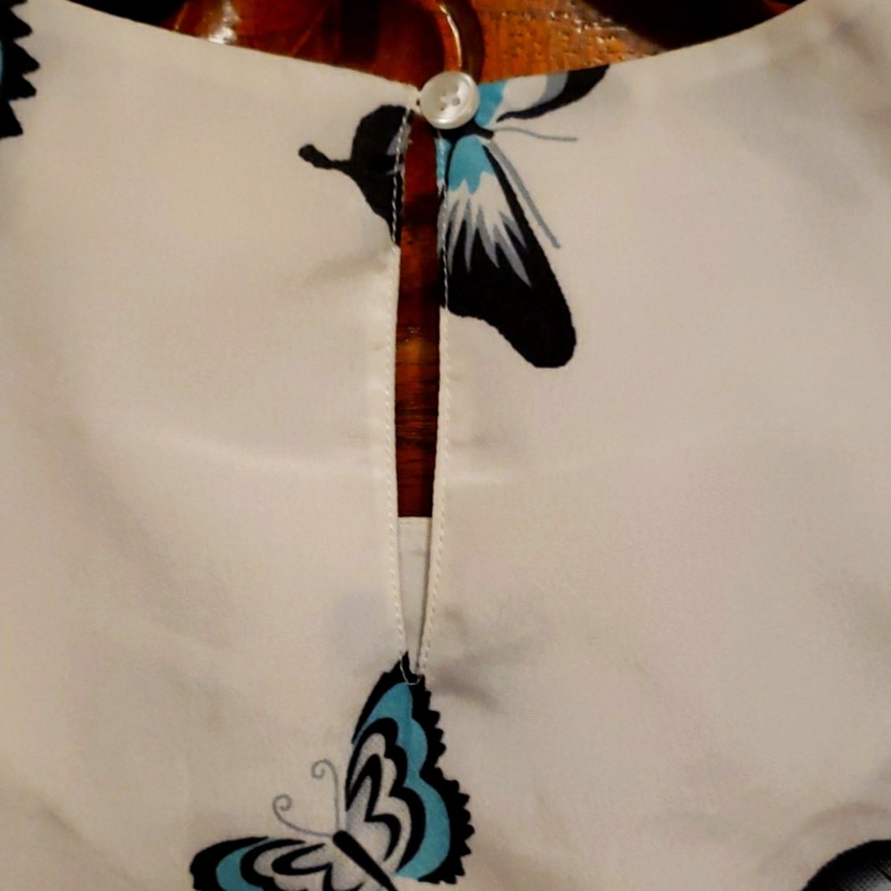 Blouse - Picture 3 of 4
